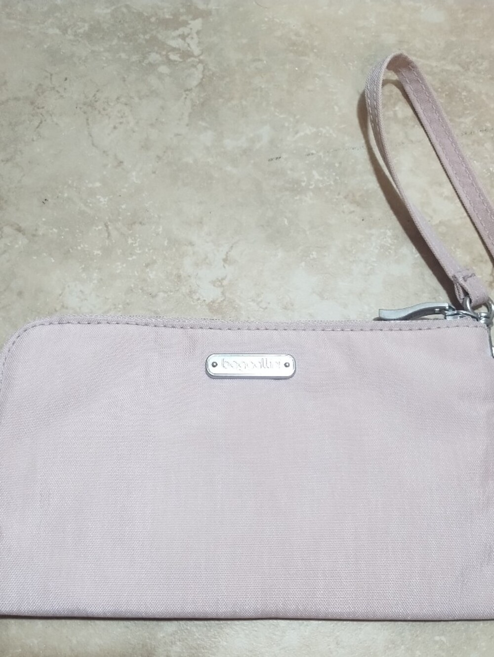 Baggallini Wristlet Nylon Good Condition